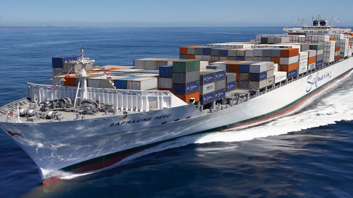 Distribution-Cargo-Ship-HD-wallpaper-1600x1200-Copy